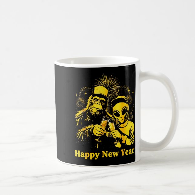 Mug Happy New Year 2026 Bigfoot Alien Lovers New Years (Droite)