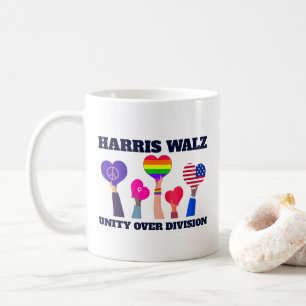 Mug Harris Walz Unité de division LGBTQ Bleu foncé