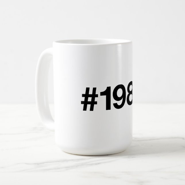 Mug Hashtag 1982 43 Anniversaire (Devant gauche)