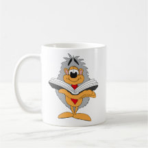 hérisson lit un livre