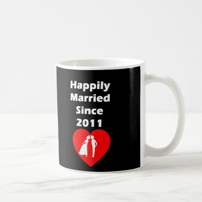 Mug Heureusement marié depuis 2011 (Droite)