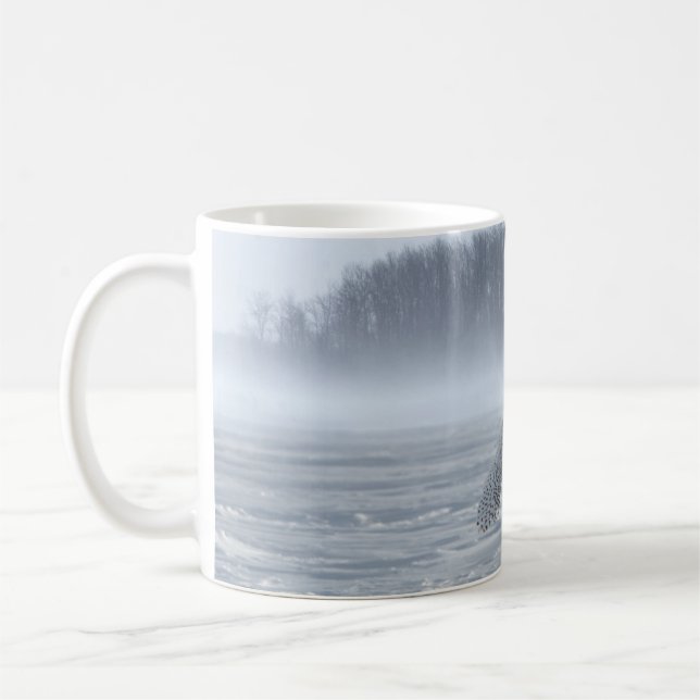 Mug Hibou des neiges en vol en hiver (Gauche)