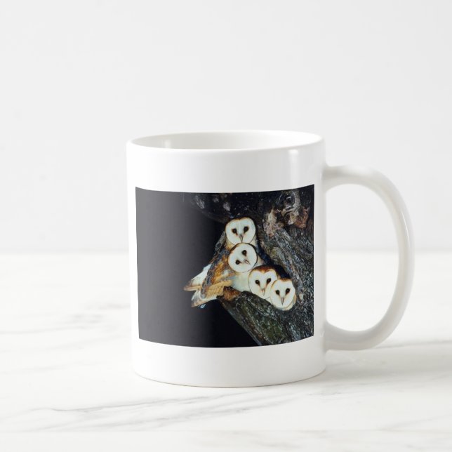Mug Hiboux de grange dans un arbre (Droite)