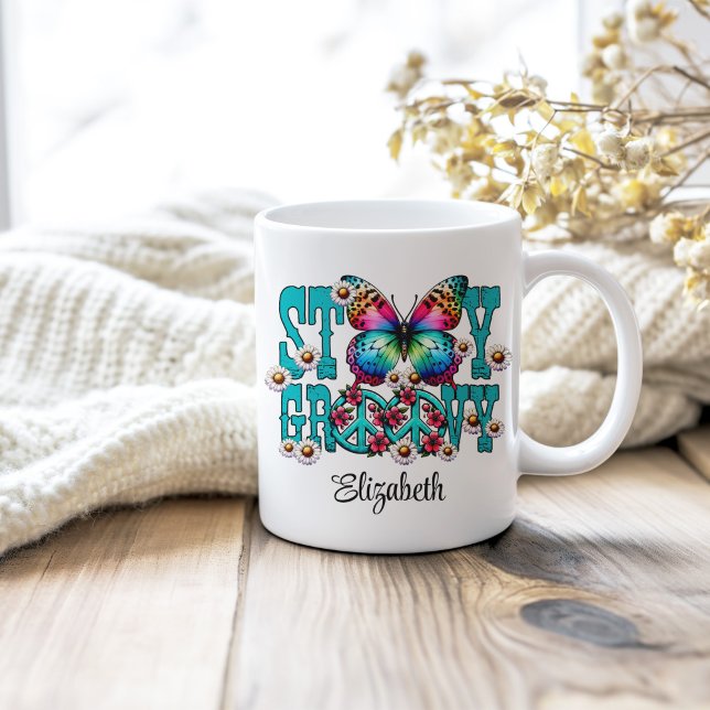 Mug Hippie Stay Super Turquoise Floral Nom personnalis (Hippie Stay Groovy Turquoise Floral Custom Name Coffee Mug on a neutral cozy wooden table.)