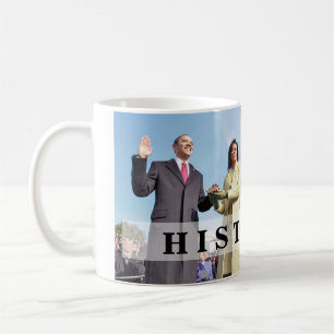 Mug HISTOIRE : Le Président Obama jure dans la cérémon