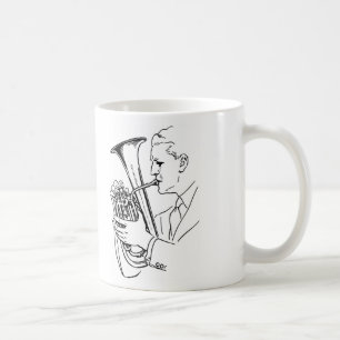 Mug Homme jouant l'instrument de musique d'euphonium