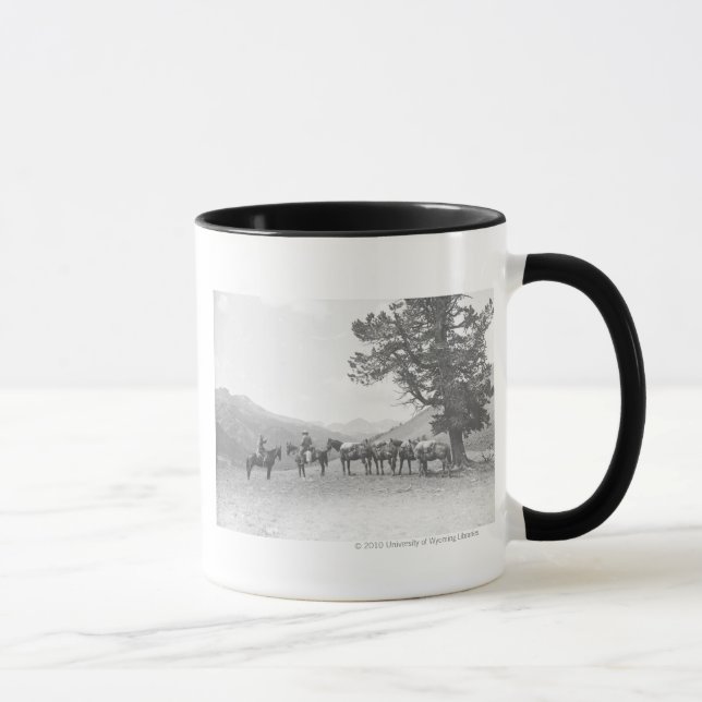 Mug Hommes avec chevaux de bât regardant au-dessus (Droite)