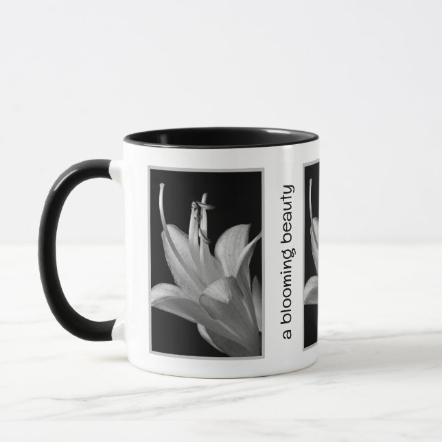 Mug Hosta Fleur Personnalisée en Noir et Blanc (Gauche)