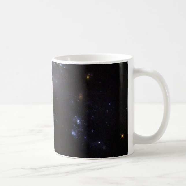 Mug Hubble interagissant Galaxy NGC 454 (Droite)