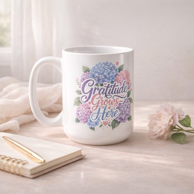 Mug Hydrangea : La gratitude grandit ici (Hydrangea : Gratitude Grows Here Coffee Mug)