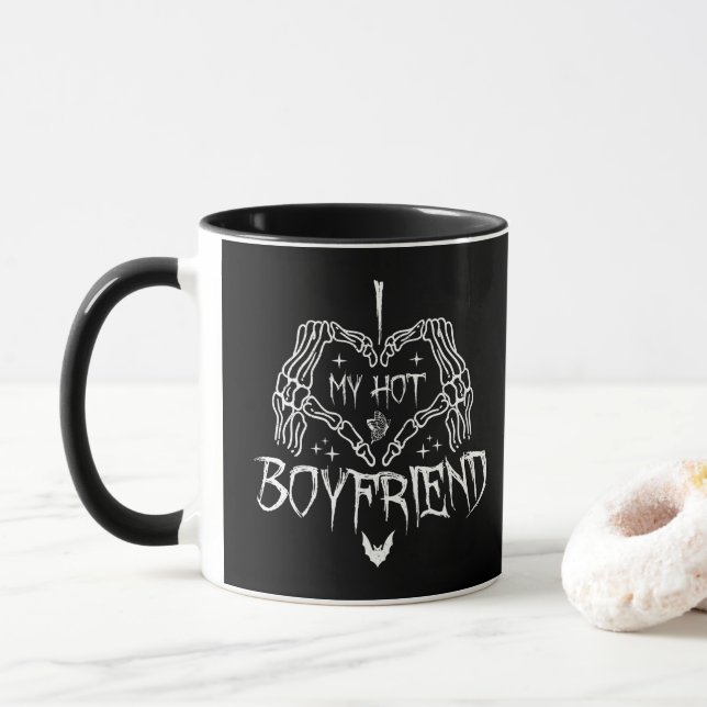 Mug I Love My Hot Boyfriend Halloween Skeleton Drôle (Avec donut)