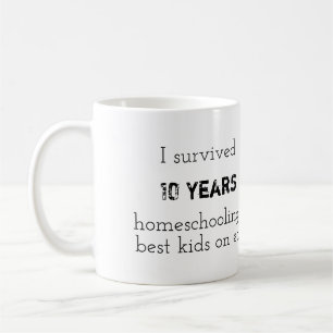 Mug "I Survived 10 Years" (J'ai survécu 10 ans)