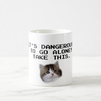 Mug Il est dangereux d'aller seul prennent ce chaton