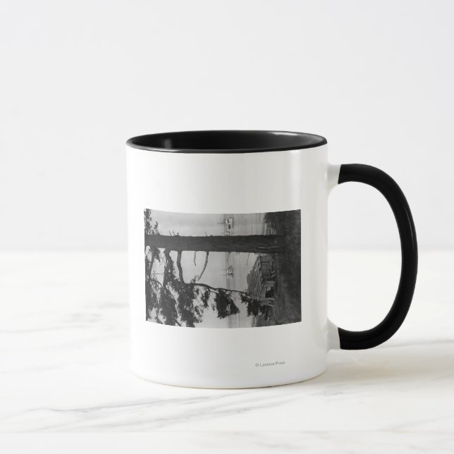 Mug Île Lopez, WA - Bateaux De Pêche Dans La Baie (Droite)