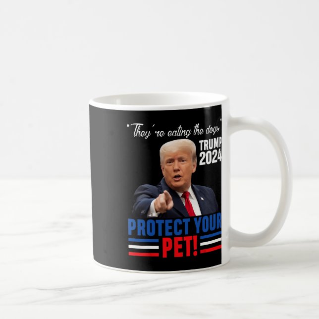 Mug Ils mangent les chiens que le débat de Trump 2024  (Droite)