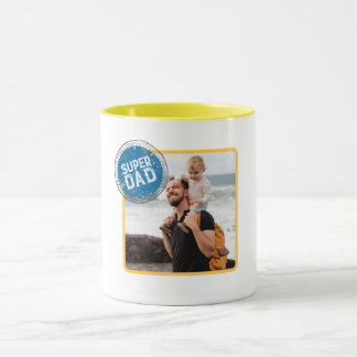 Mug Image d'un homme portant un enfant avec "super pap