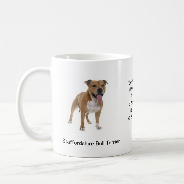 Mug Images de bull-terrier du Staffordshire sur la (Gauche)