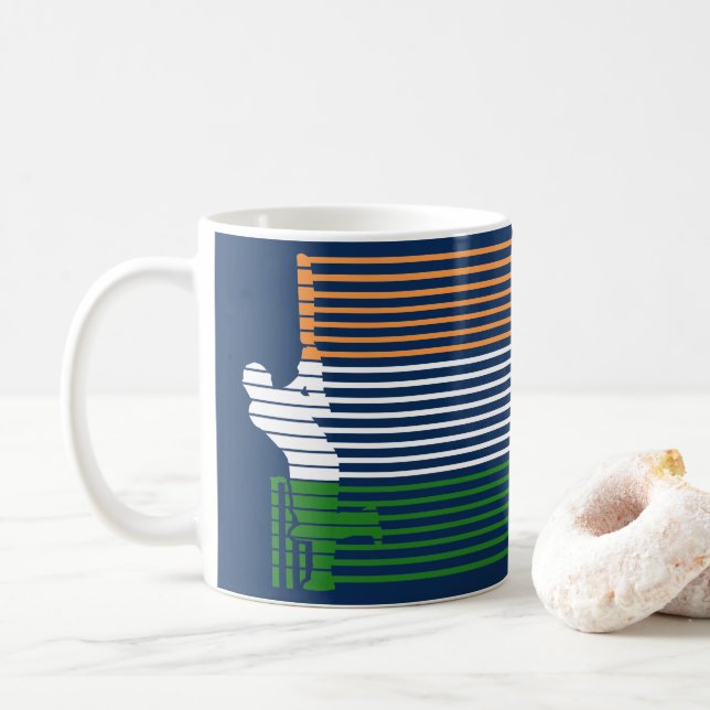 Mug Inde Cricket avec lignes drapeau indien Stroke Cad (Avec donut)