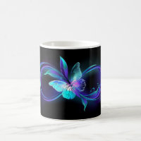 Infinité brillante avec papillon magique