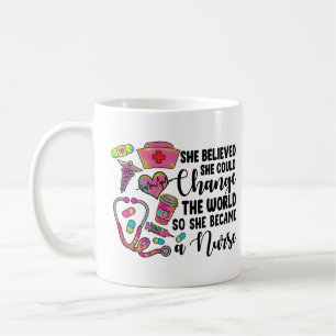 Mug Infirmière Changer le monde Grand