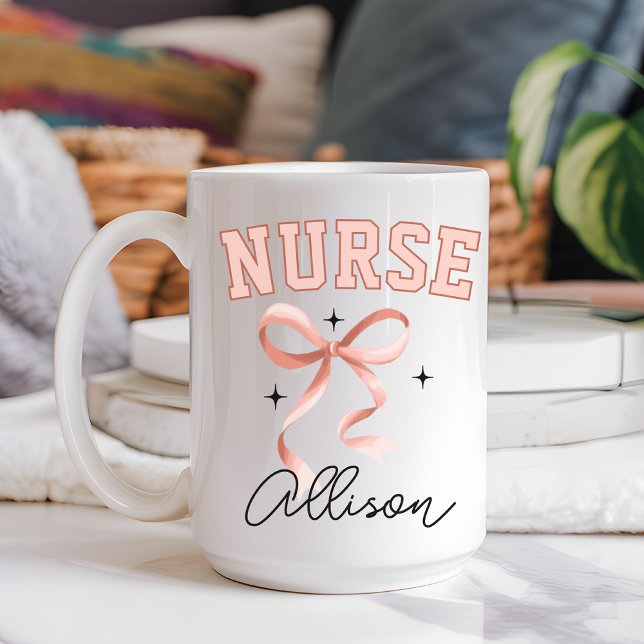 Mug Infirmière Coquette Rose, Cadeau pour diplômé  (rn gift, nurse graduation mug, personalized nurse mug, custom name nurse mug, medical grad mug,)
