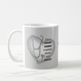 Mug Infirmière de nuit au cœur gris