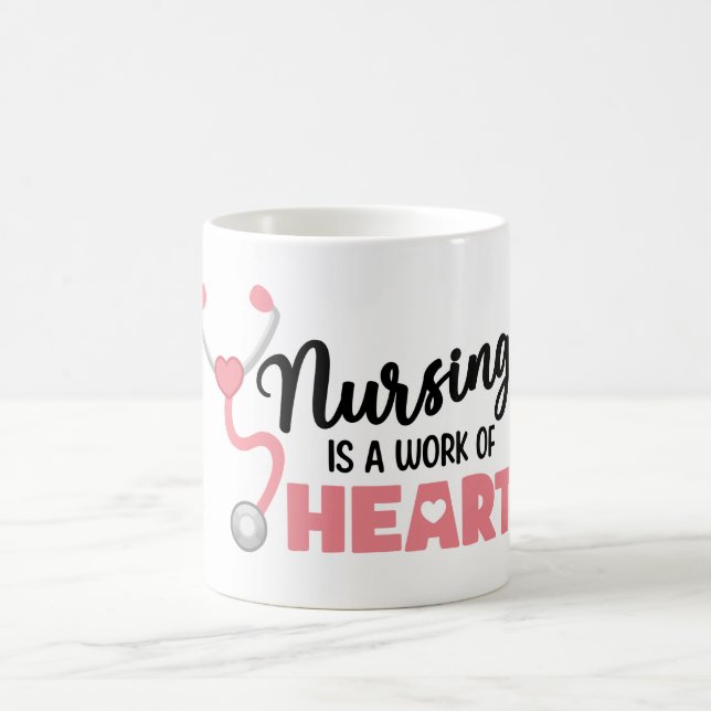 Mug Infirmière Est Une Oeuvre De Coeur Coupe Infirmièr (Centre)