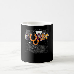 Mug Infirmière Halloween avec citrouille Boo araignée