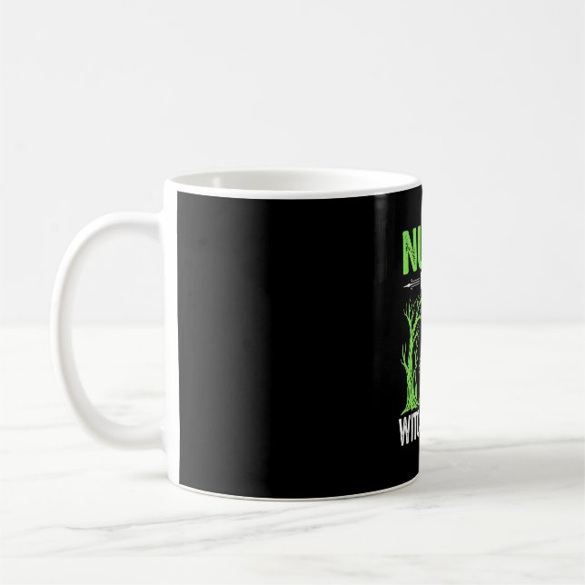 Mug Infirmière le jour, sorcière la nuit, design Hallo (Gauche)