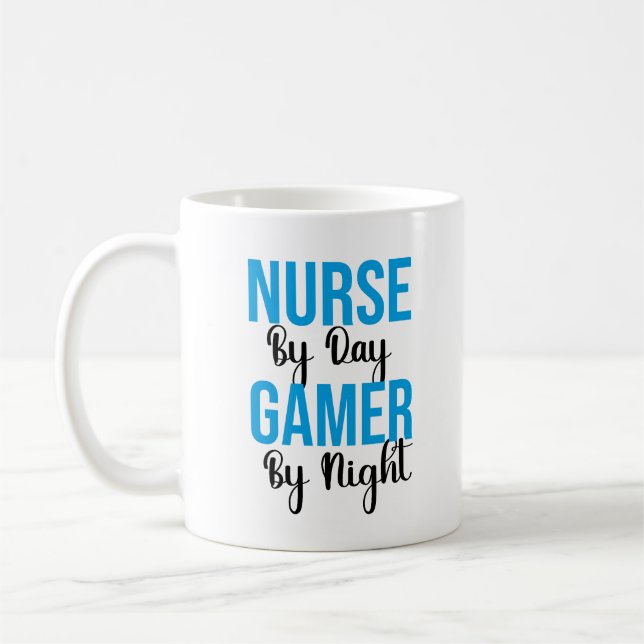 Mug Infirmière Par Jeu De Jour Par Nuit (Gauche)