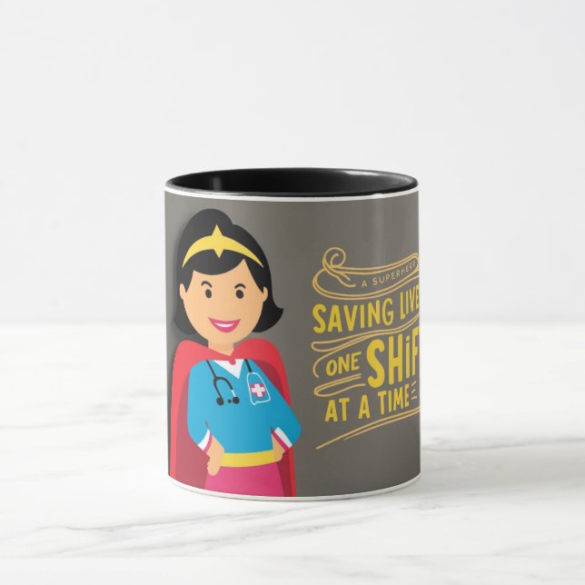 Mug "Infirmière Super-héroïne" en solde (Centre)