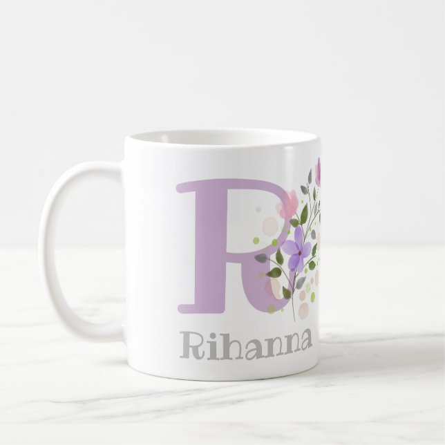 Mug Initial Plus Nom avec Fleurs. Design floral (Gauche)