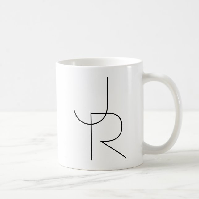 Mug Initiales de chevauchement modernes 2 | Noir en bl (Droite)