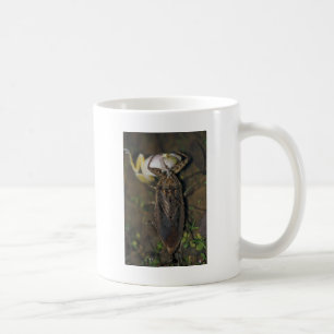Mug Insecte d'eau géante mangeant la grenouille