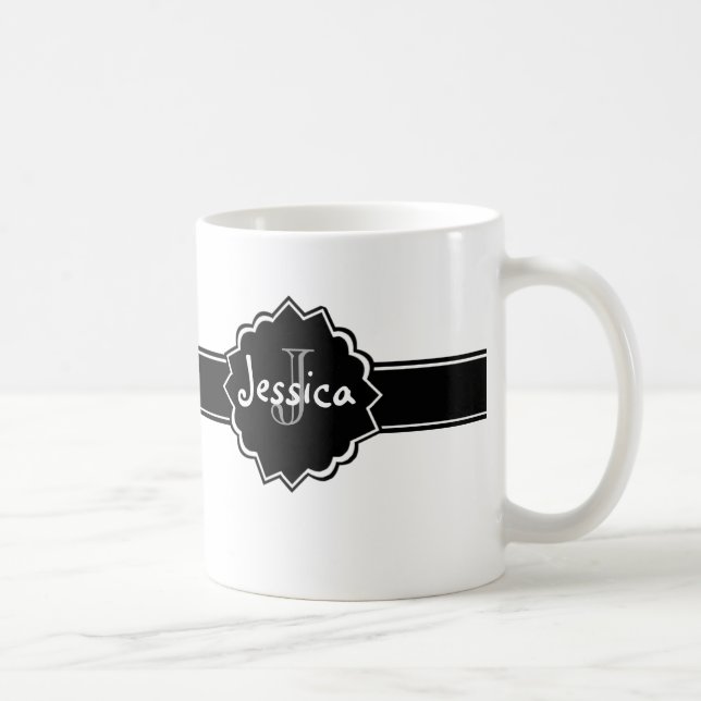 Mug Insigne blanc noir décoré d'un monogramme (Droite)