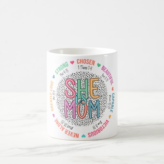 Mug Inspirationnelle Elle Est Maman Aimée (Centre)
