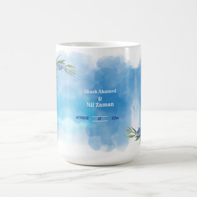 Mug Invitation de mariage florale bleue élégante (Centre)