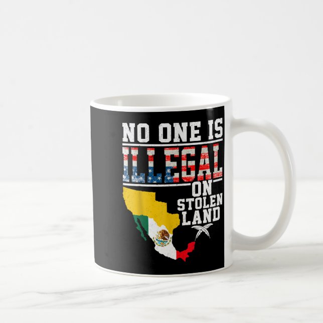Mug Is Illegal On Stolen Land Native Americans  (Droite)