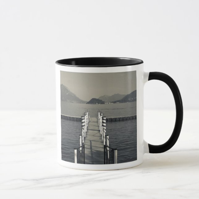 Mug Italie, province de Côme, Tremezzo. Jetée du lac. (Droite)
