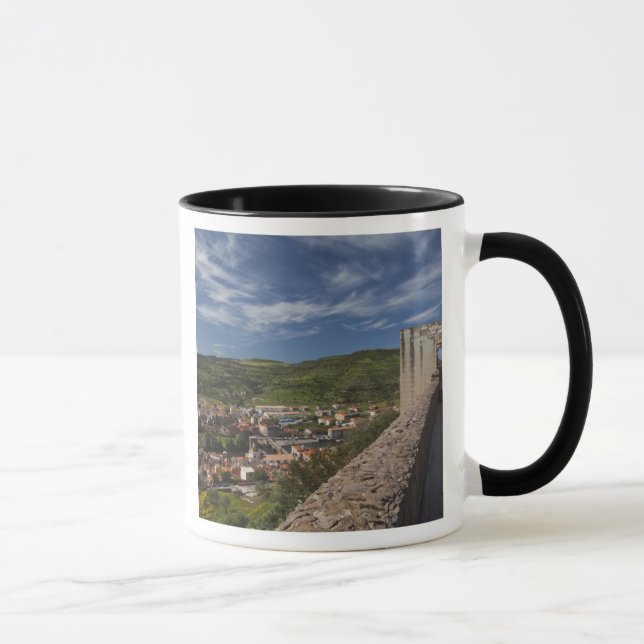 Mug Italie, Sardaigne, Bosa. Vue sur la ville de Caste (Droite)