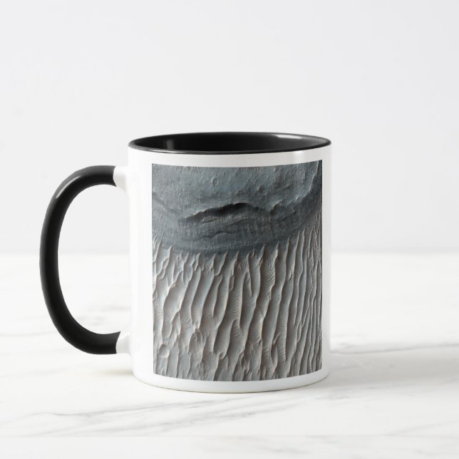 Mug Ius Chasma, un grand canyon sur Mars (Gauche)