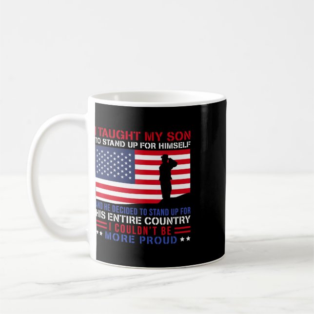 Mug J'ai appris à mon fils à se tenir debout fière mèr (Gauche)