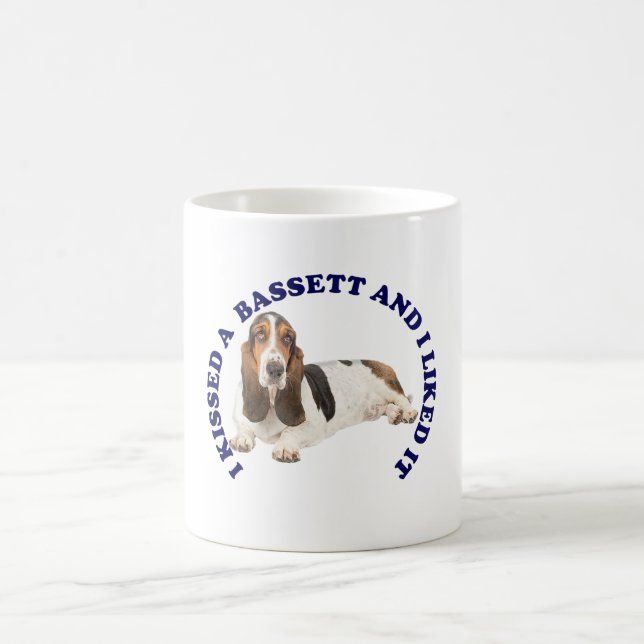 Mug J'ai embrassé une Bassett Hound (Centre)