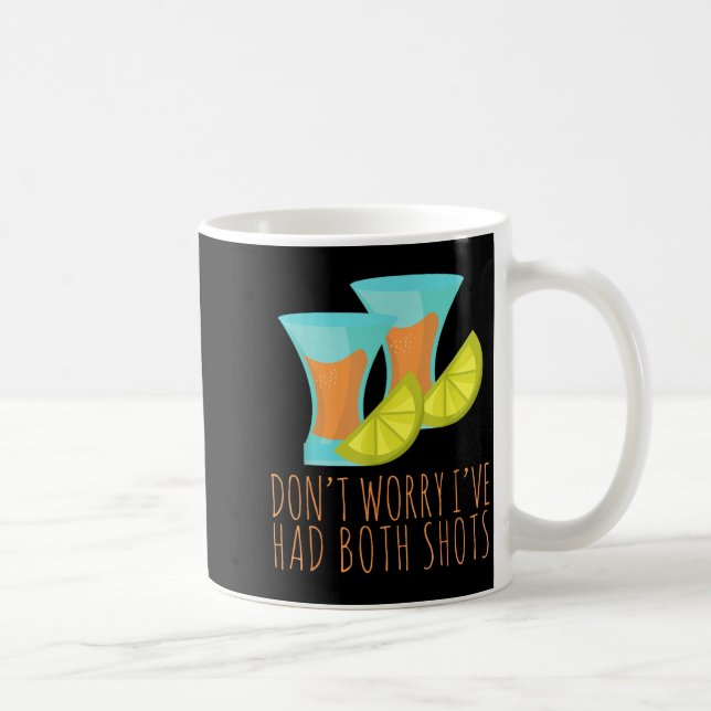 Mug J'ai eu mes deux injections de vaccination drôle  (Droite)
