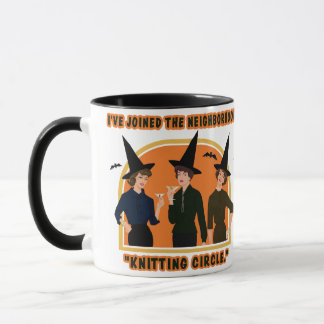 Mug J'ai rejoint le cercle des tricots du quartier.