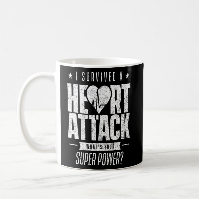 Mug J'ai survécu à une crise cardiaque (Gauche)