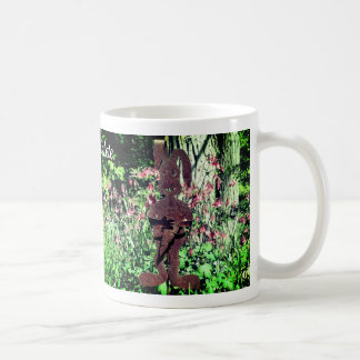 Mug Jardin à fleurs de lapin rouillé Personnalisé