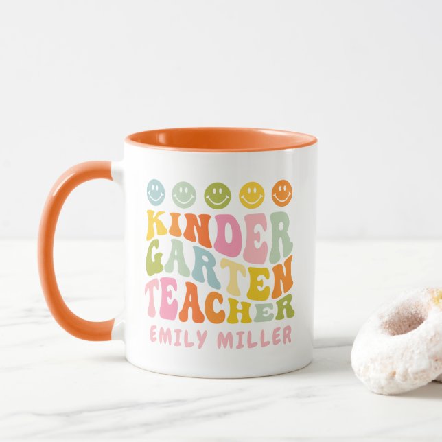 Mug Jardin d'enfants coloré Enseignant Nom personnalis (Avec donut)