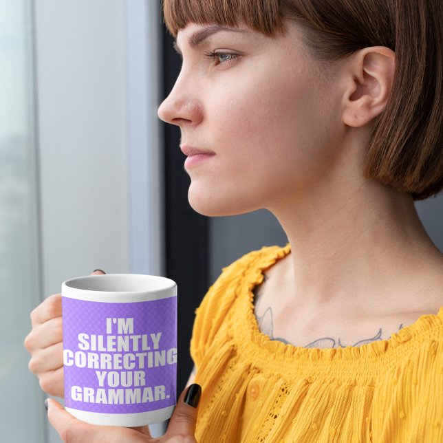 Mug Je corrige silencieusement votre grammaire. (Créateur téléchargé)
