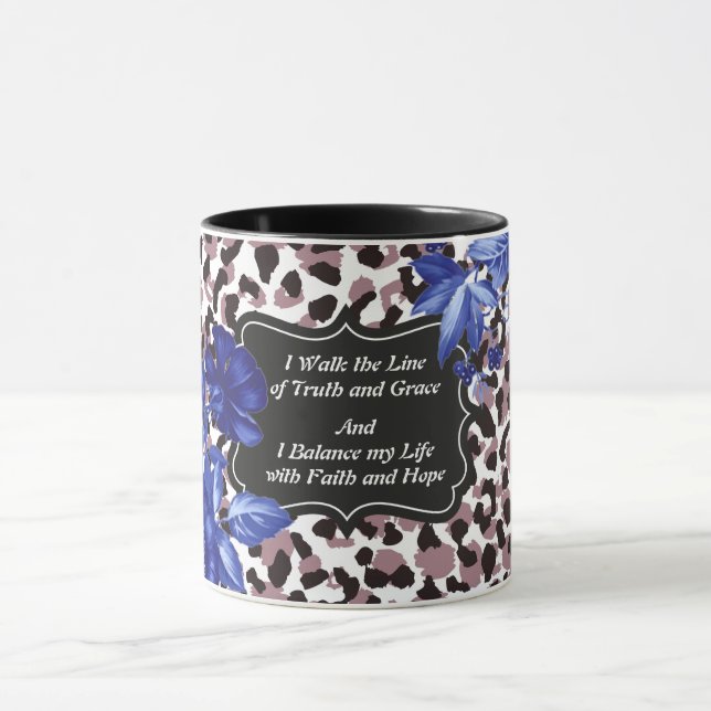 Mug Je marche sur la boue rose florale (Centre)